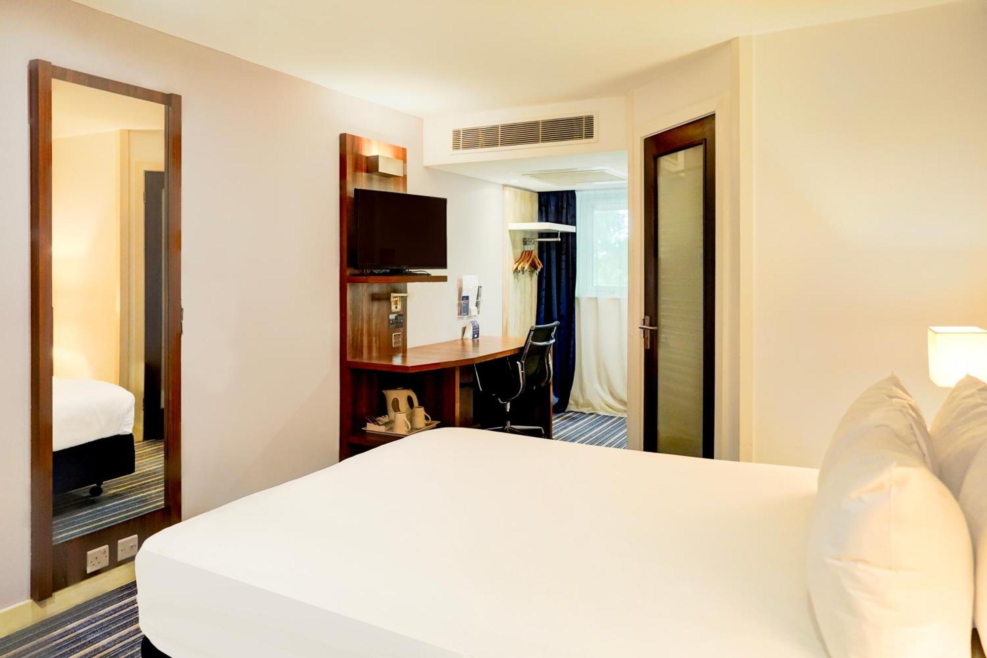 Belvilla Crewe City Centre Hotel Lifestyle Εξωτερικό φωτογραφία