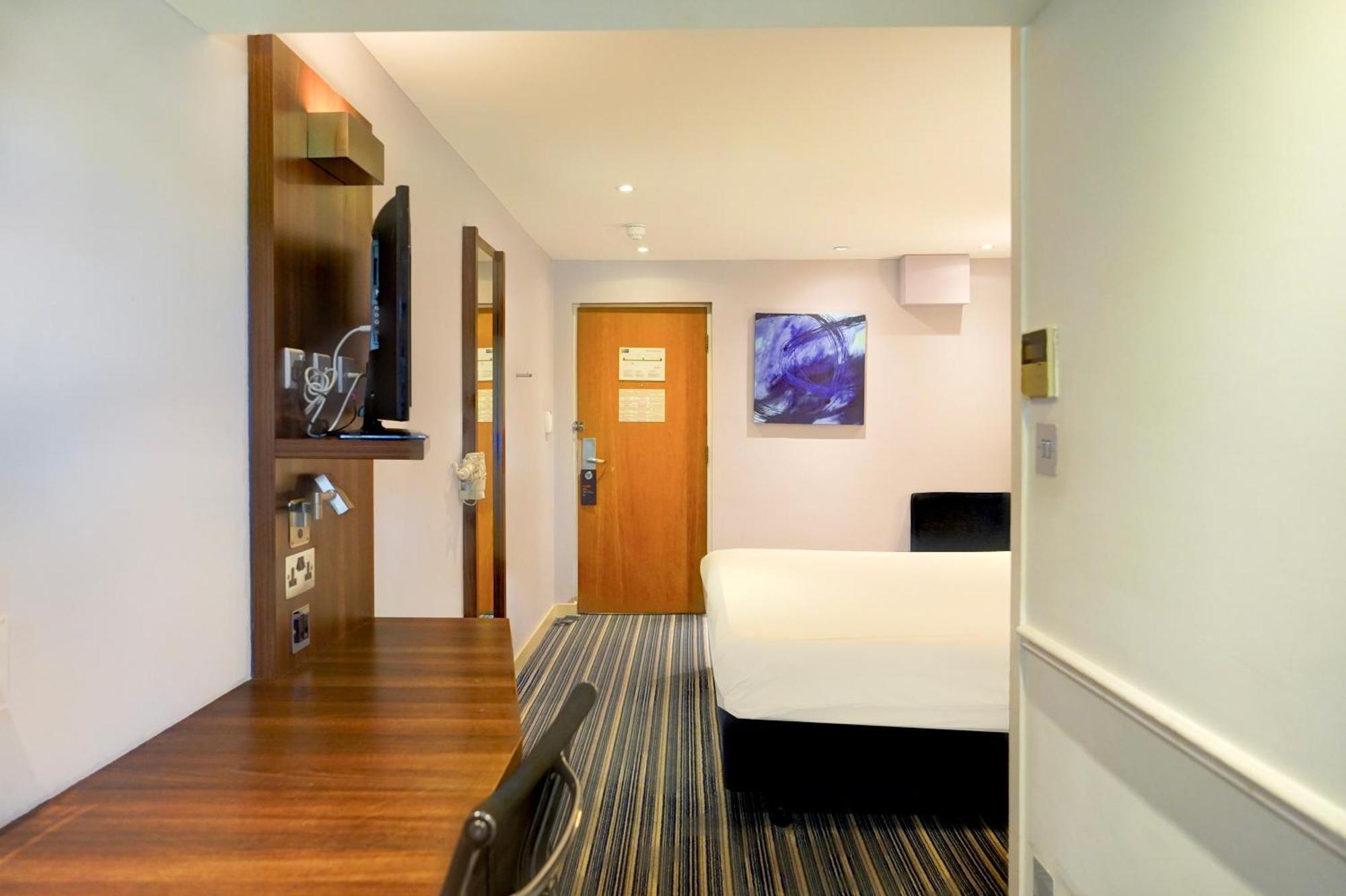 Belvilla Crewe City Centre Hotel Lifestyle Εξωτερικό φωτογραφία