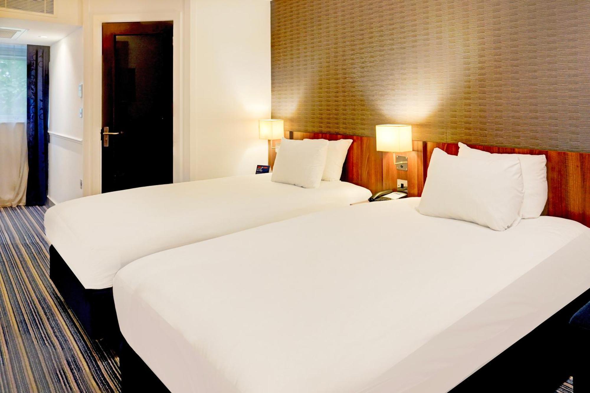 Belvilla Crewe City Centre Hotel Lifestyle Εξωτερικό φωτογραφία